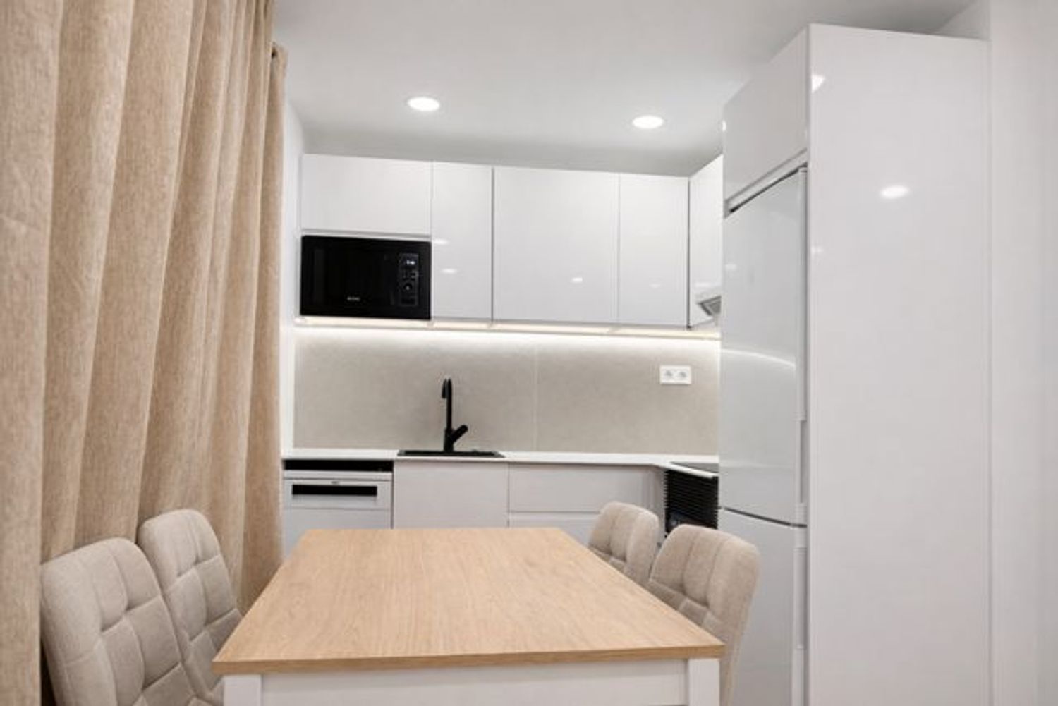 Piso en calle Harinas, 16