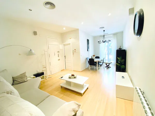 Piso en calle Poeta Carmelo Calvo, 6 - Foto 1