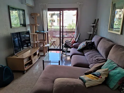 Piso en avenida País Valencià, 5