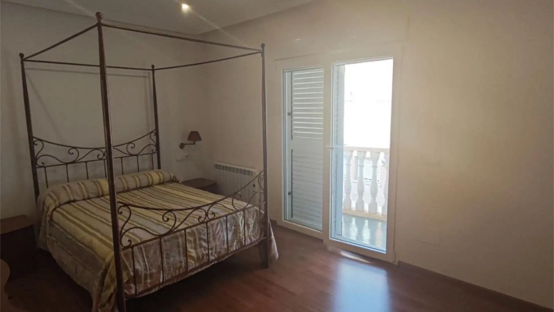 Casa adosada en  Calle Carrascos 18 - Foto 17