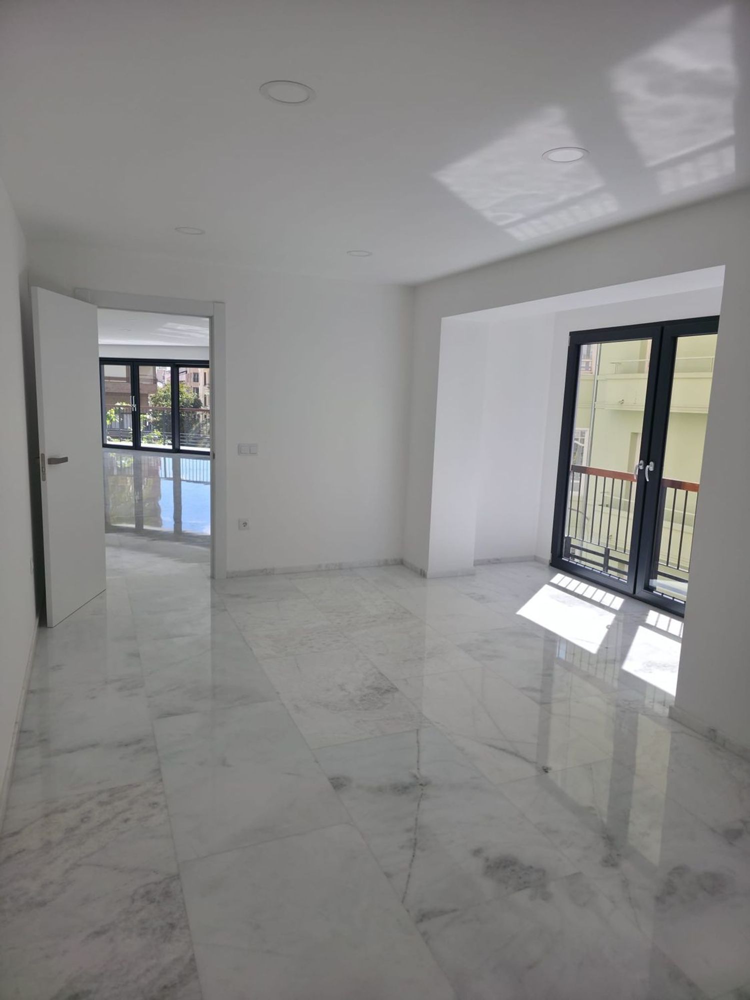 Piso en Avenida General Marvá, 9, Ensanche-Diputación - Foto 5