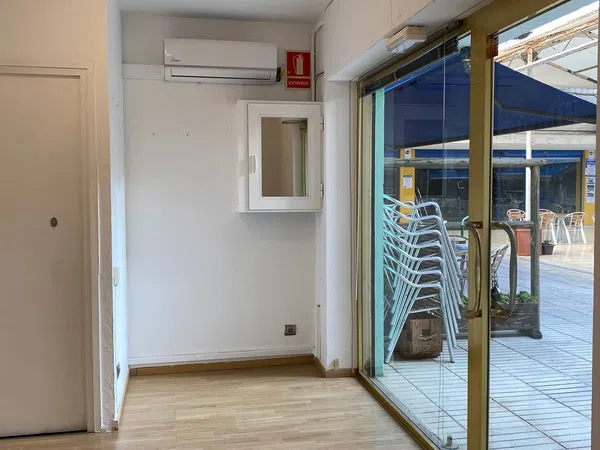 Local en calle de la Llibertat, 137 local 6 - Foto 3