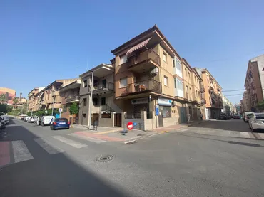 Piso en  Avenida Rodríguez de la Fuente 32 - Foto 1