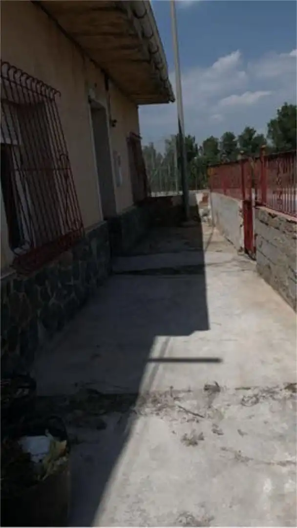 Chalet en entrada del pueblo - Foto 3