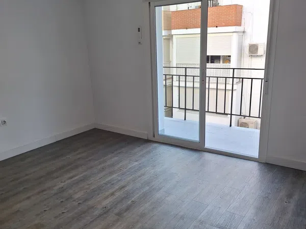 Piso en Centro - Doña Mercedes - Foto 1