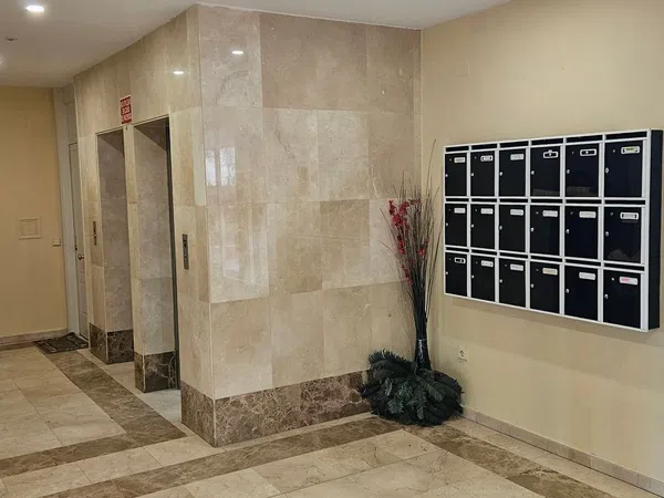 Piso en calle del Jazmín, 52