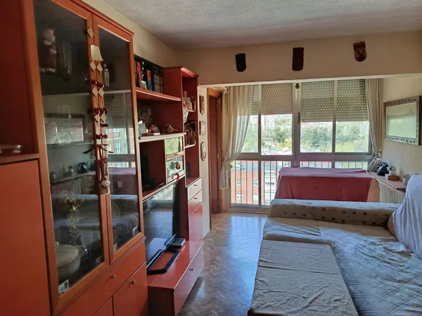 Piso en plaza de Ribadeo, 1