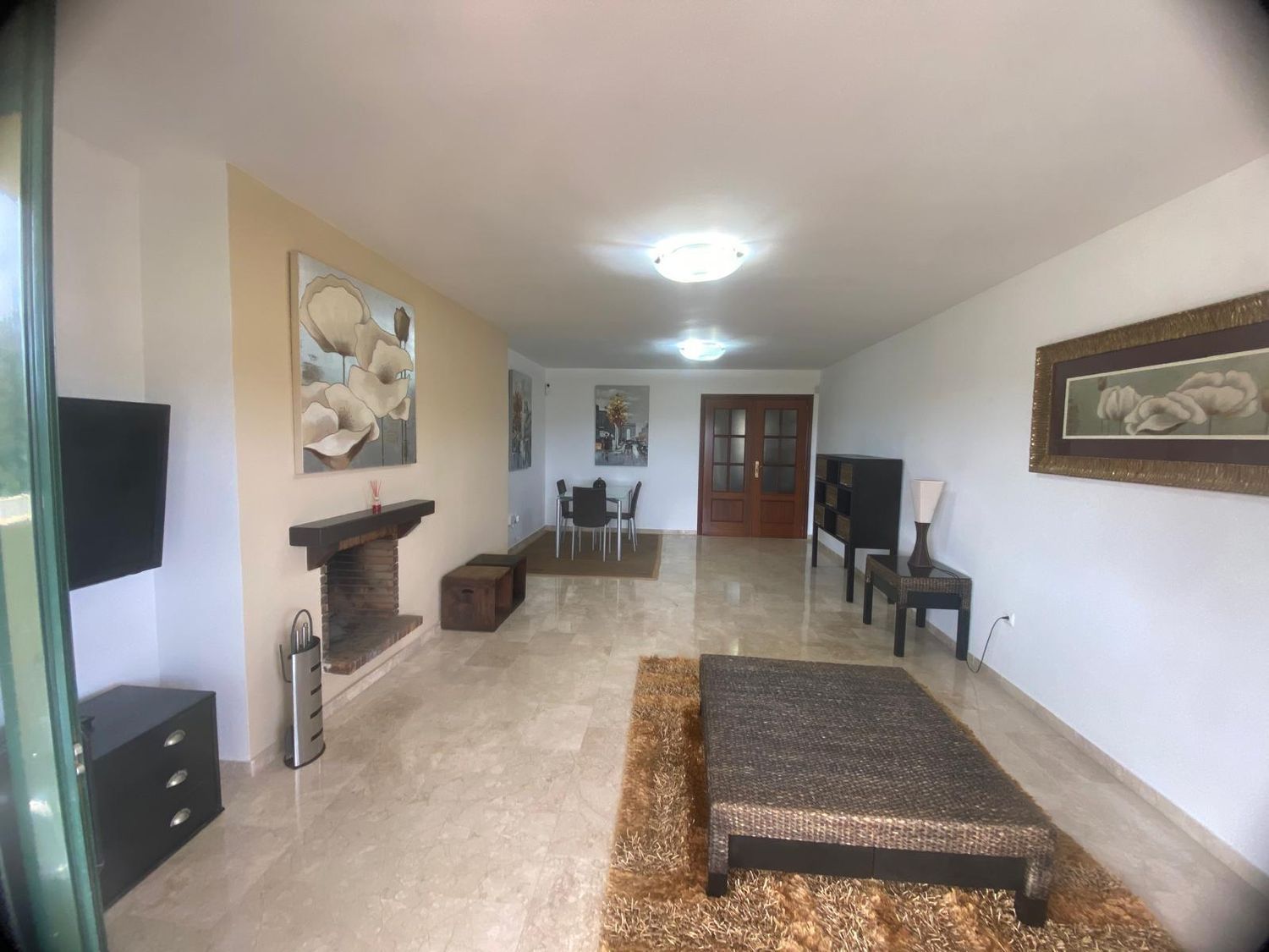 Piso en Desconocido, 6 g - Foto 1