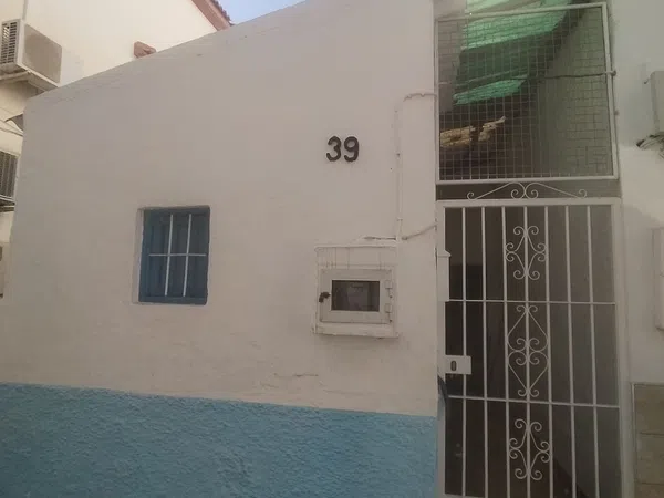 Casa independiente en calle Venezuela, 39