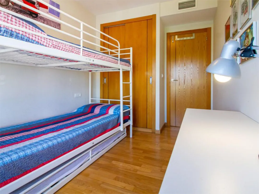 Piso en  Carrer Pintor Sorolla 8 - Foto 10