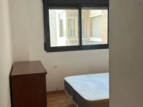 Piso en avenida Don Juan de Borbon, 49