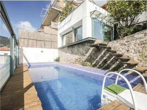 Casa independiente en calle de Saldes, 33