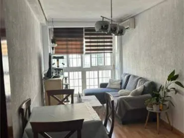Piso en Triana - Foto 1