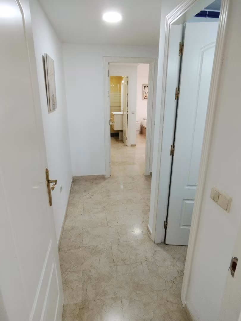 Piso en  Avenida Juan Luis Peralta 35 - Foto 8