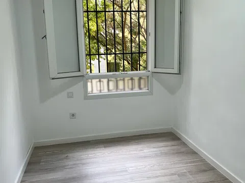 Piso en calle de Alejandro Saint Aubin, 4