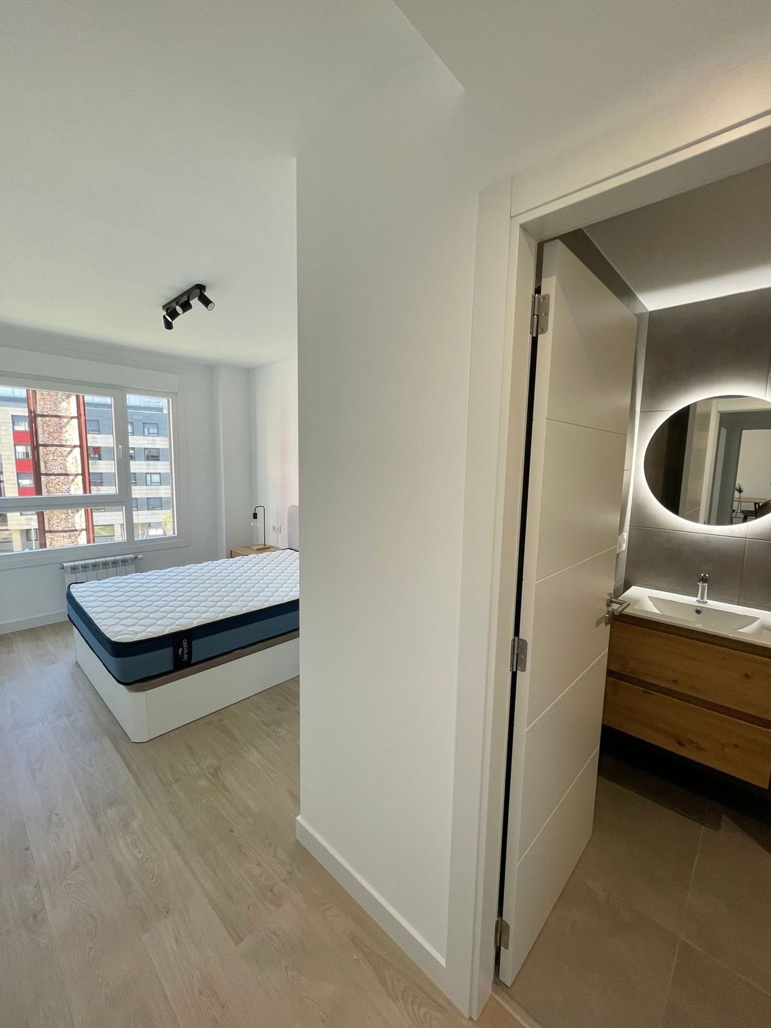 Piso en calle 8 de Marzo, 8 - Foto 12