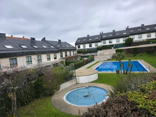 Chalet adosado en Urb. pazo grande Eirís - Foto 3