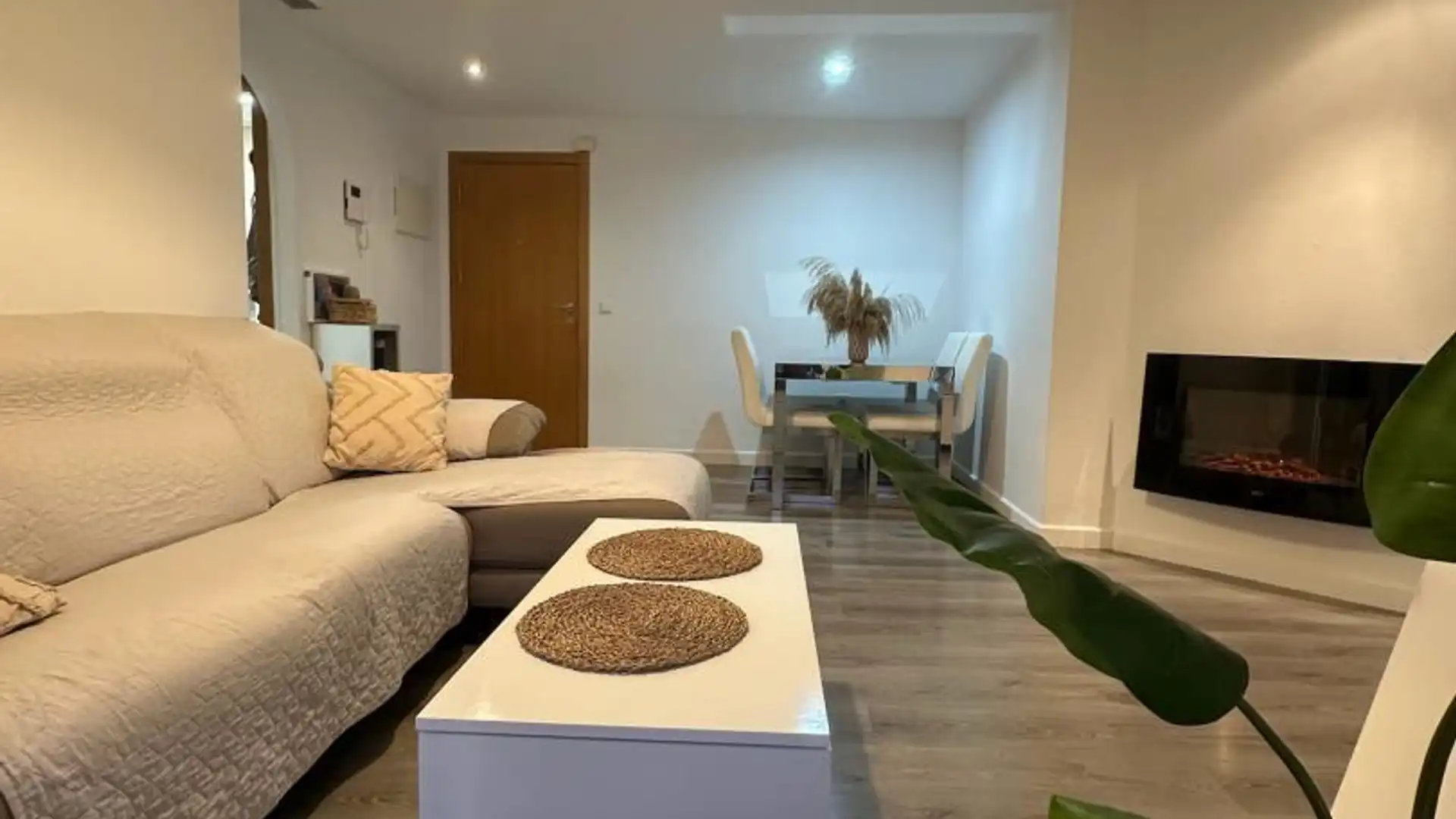 Piso en  Calle Maestro Adolfo Diaz 13 - Foto 1