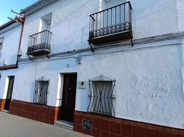 Casa adosada en  Calle la Cruz 28 - Foto 1