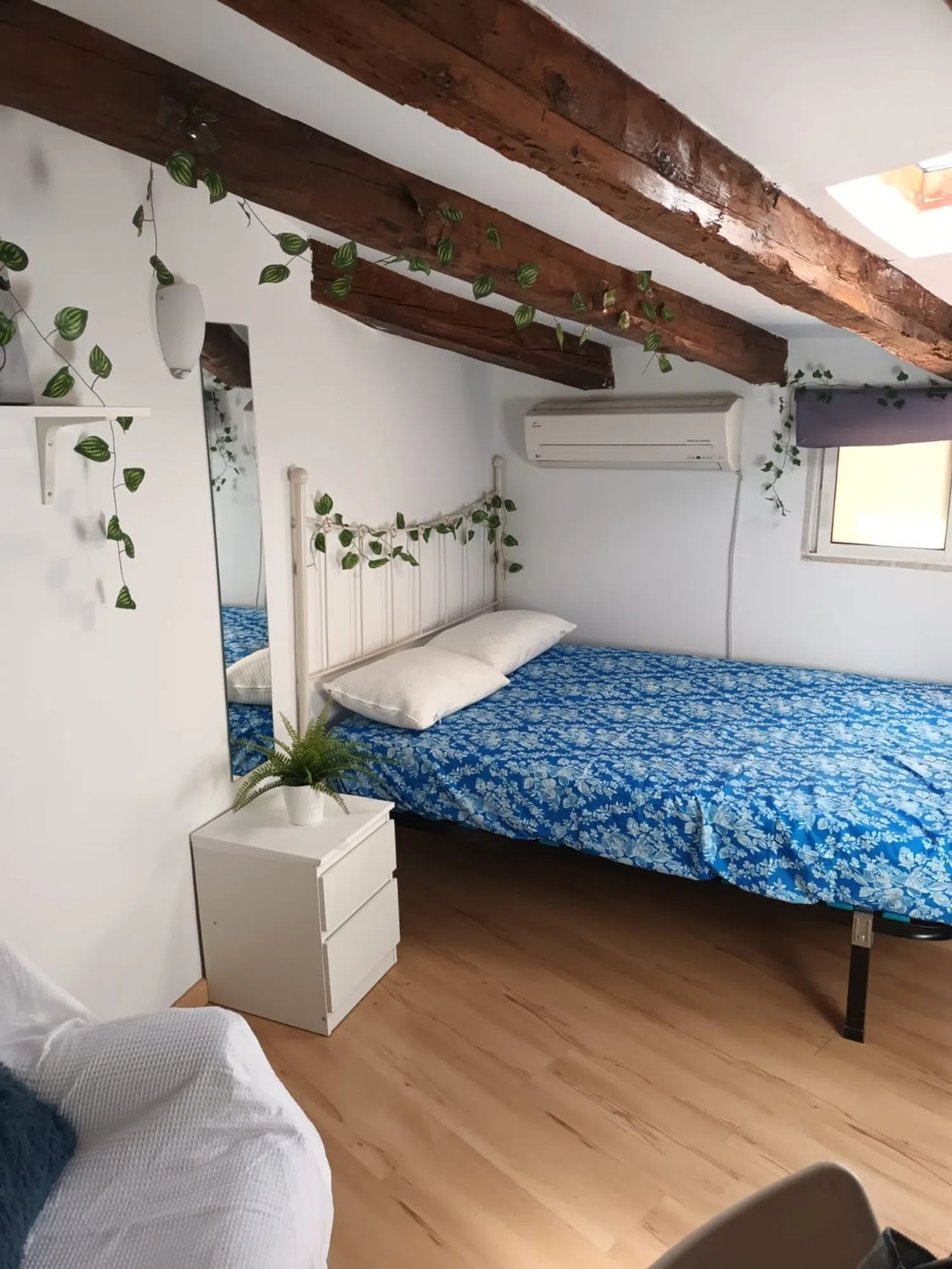 Estudio en calle de los Jardines, 25 - Foto 1