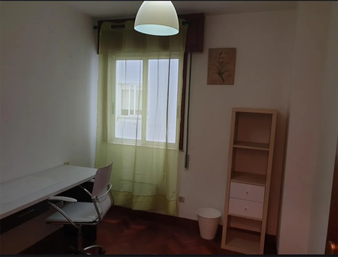 Piso en  Avenida Rosalía de Castro 78 - Foto 11