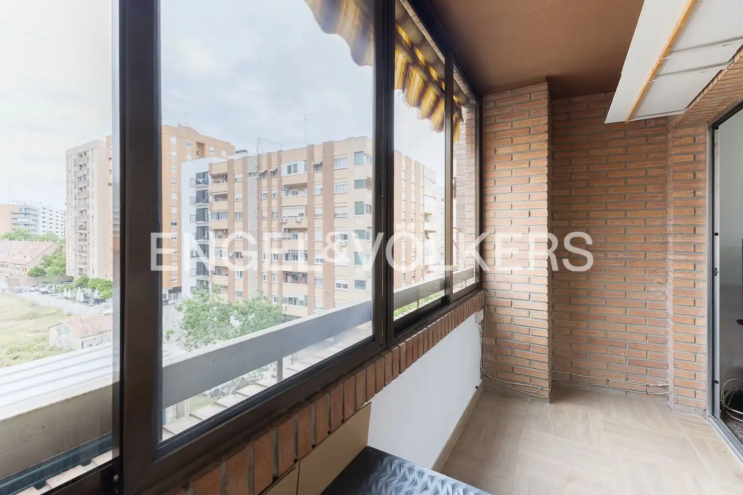 Piso en  Carrer d'Emili Baró - Foto 8