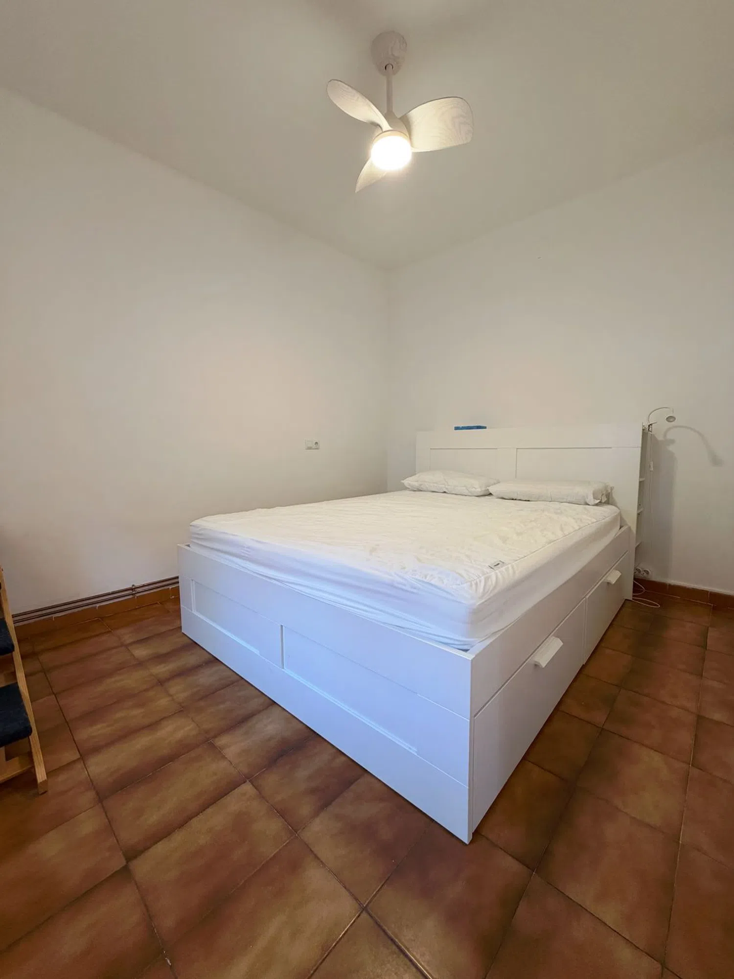 Piso en calle de l'Empordà, 10 - Foto 4