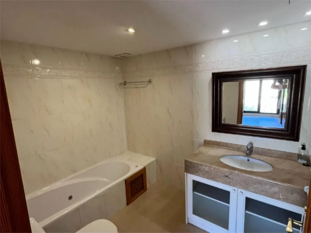 Piso en  Carrer de Josep d'Oleza 4 - Foto 18