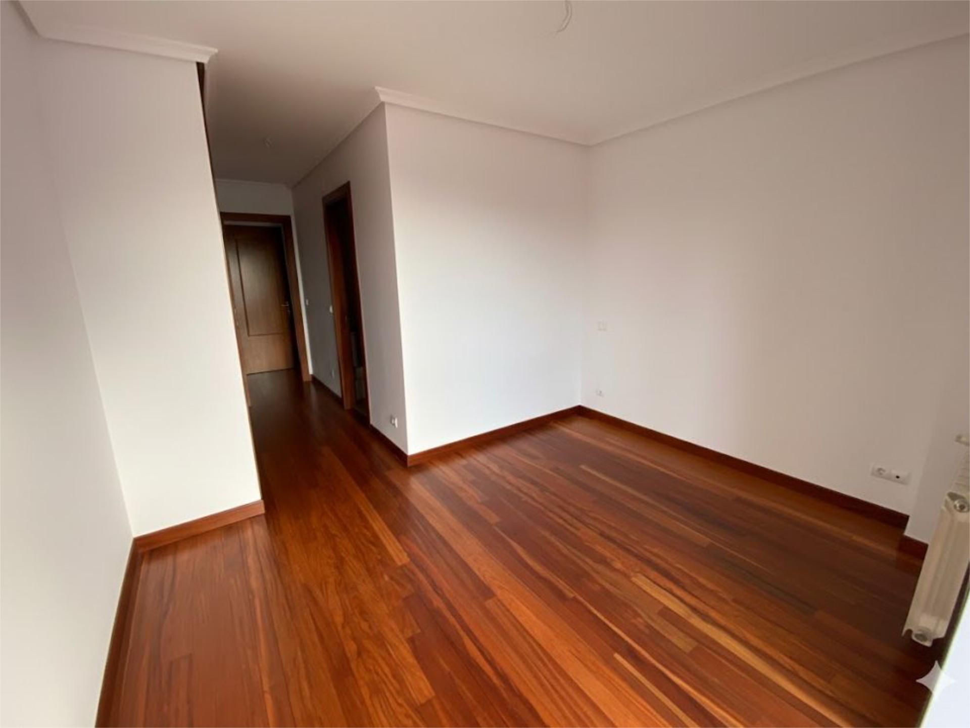 Piso en  Calle Francisco Tomás y Valiente 1 - Foto 18