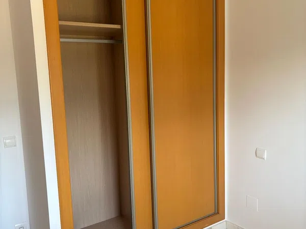 Chalet adosado en Avenida de los Abedules, 19 - Foto 4