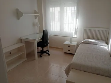 Piso en  Avenida Pablo Picasso 23 - Foto 6