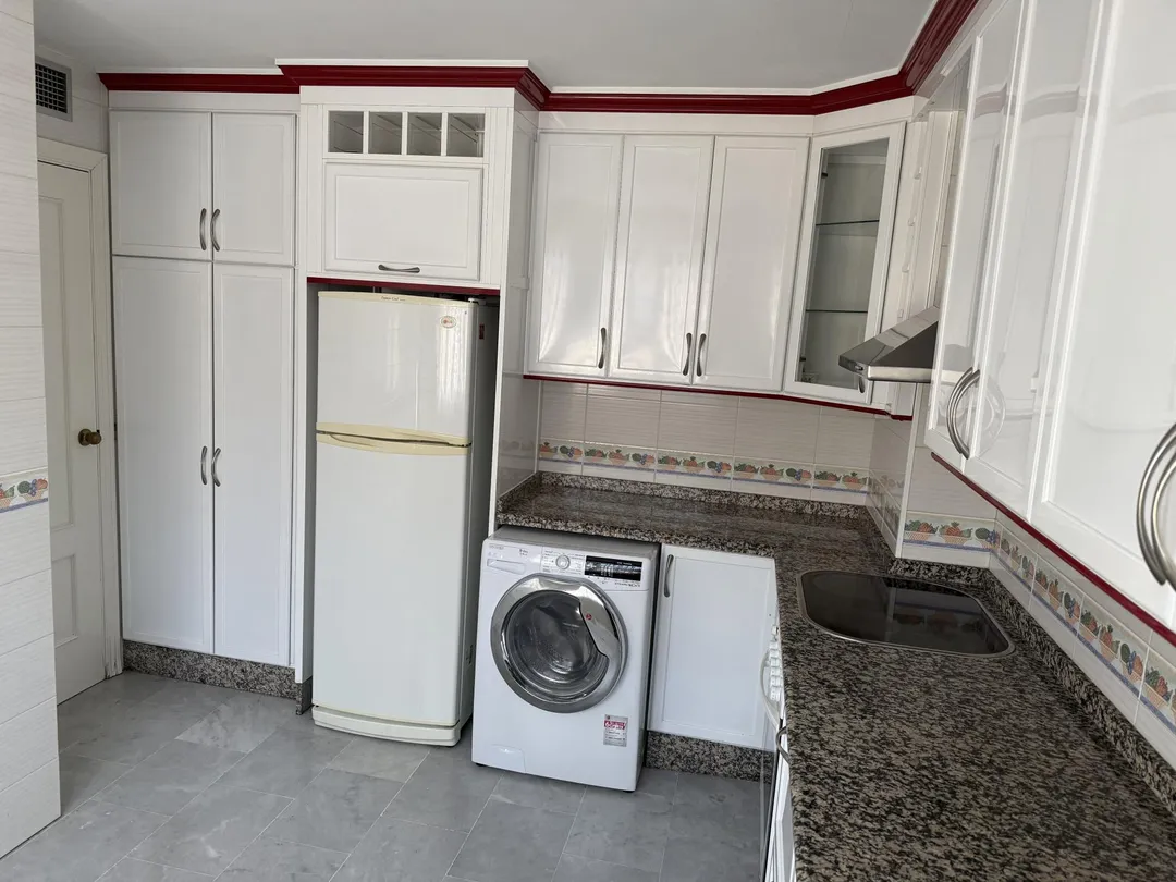 Casa adosada en Dos Hermanas - Foto 6