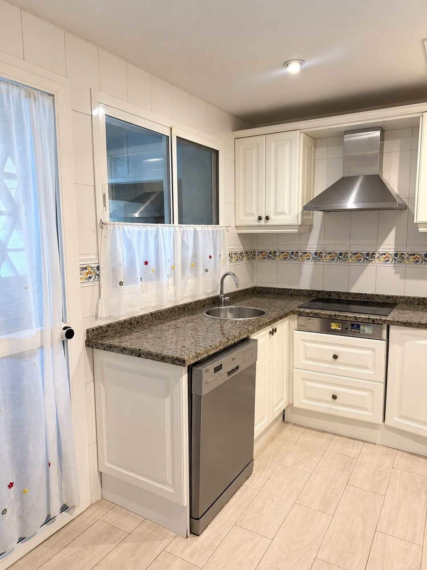 Piso en Alameda de las Brisas, 2, Bahía de Marbella - Foto 17