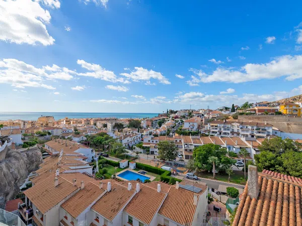 Chalet adosado en calle Picadero, 20 - Foto 1