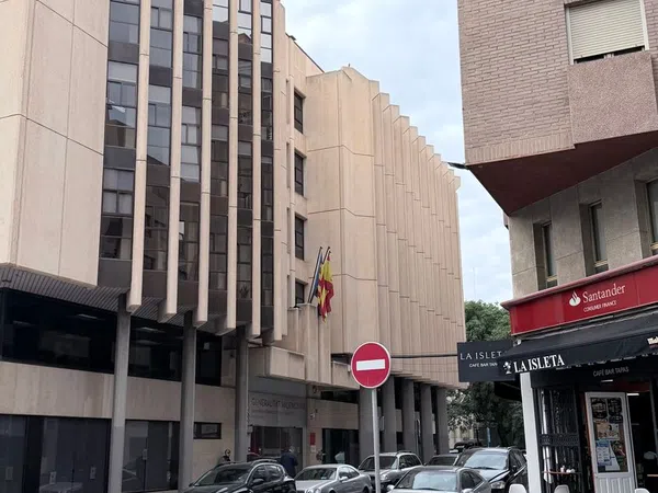 Piso en calle Carratala, 42