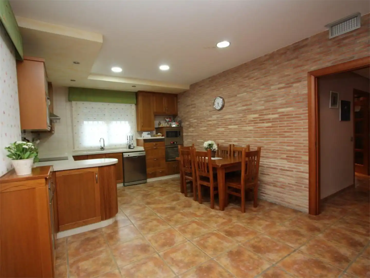 Piso en  Calle los Caprichos 2D - Foto 3