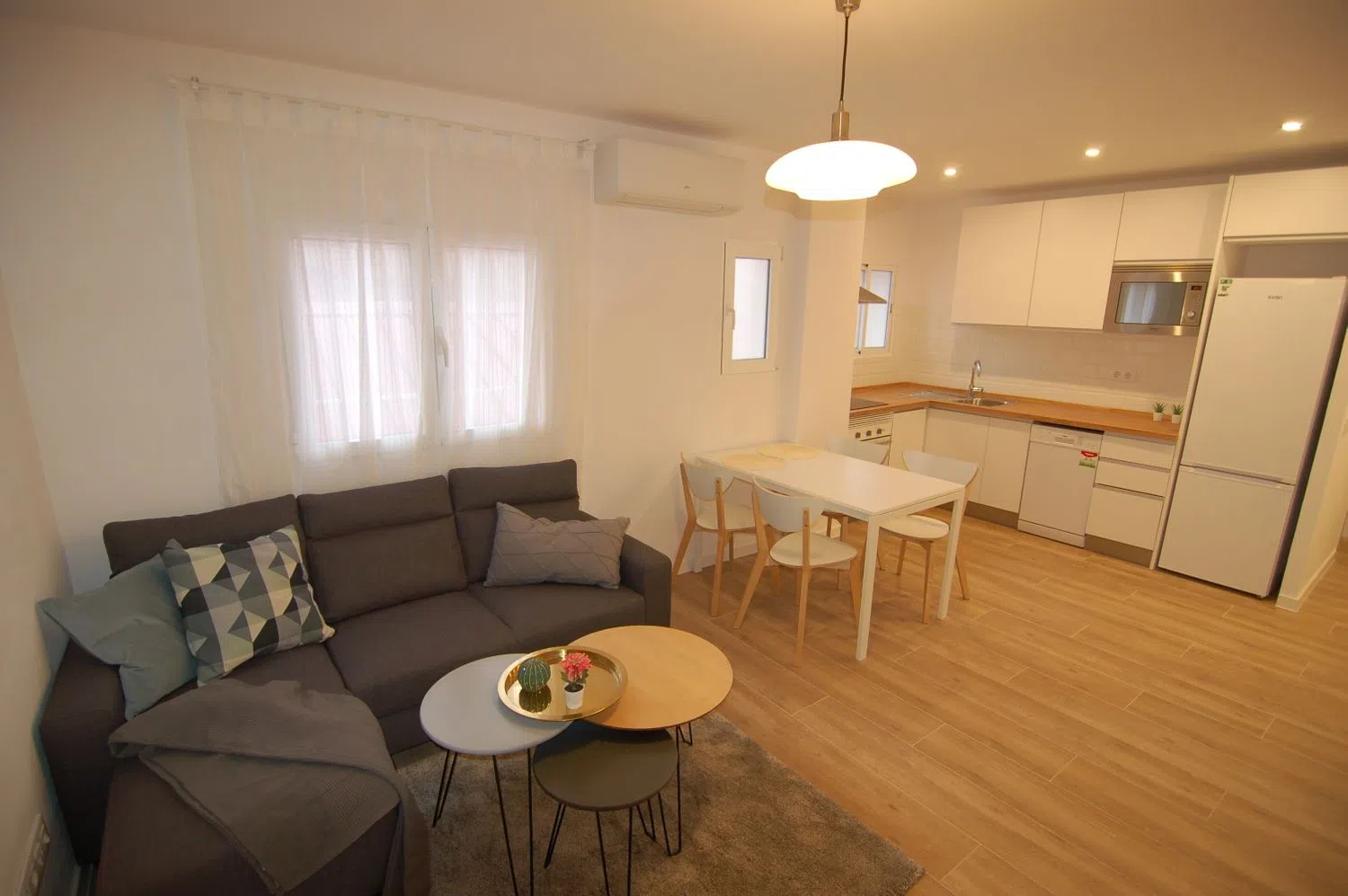 Piso en calle de Alejandro Morán, 8 - Foto 1