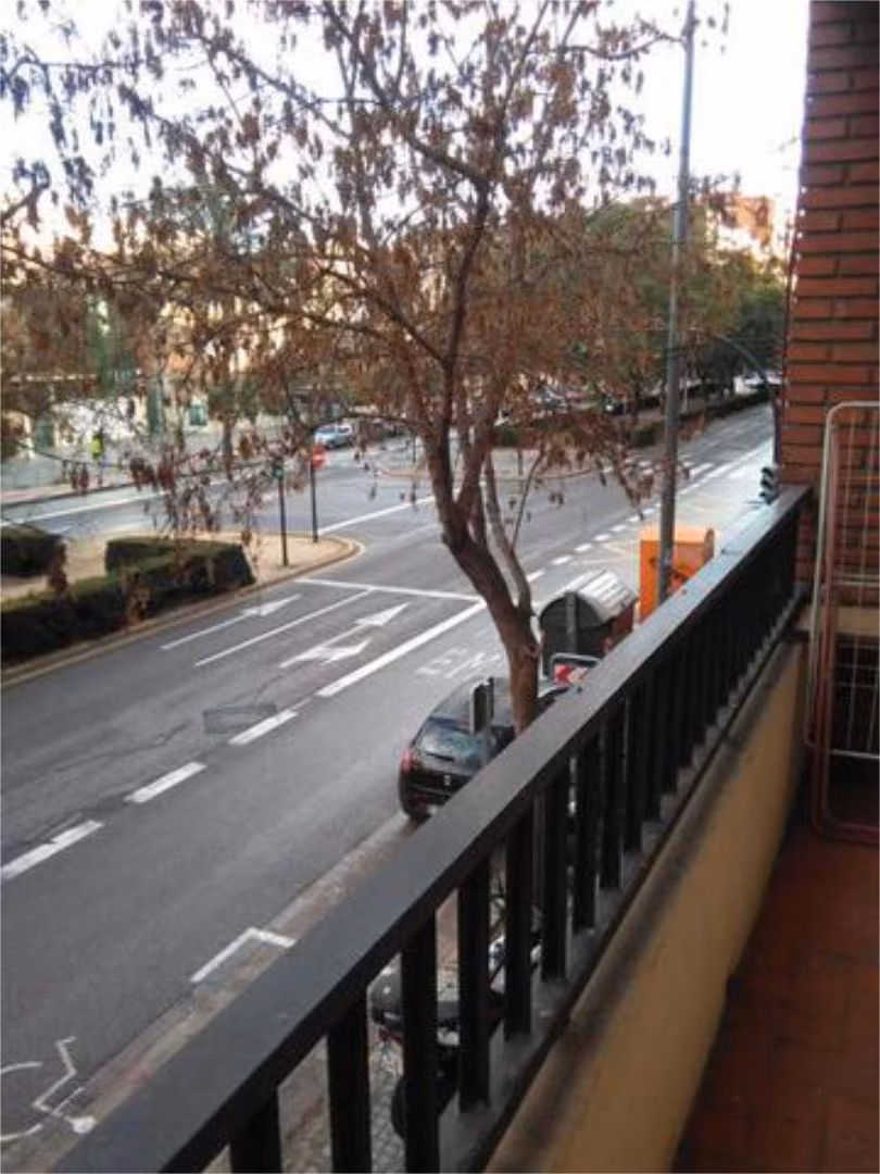Piso en Ciutat Universitària - Foto 2