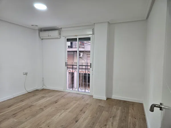 Piso en Calle la Torre, 25 - Foto 3