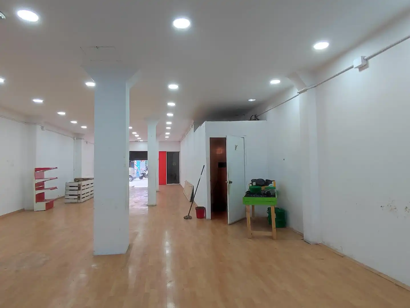 Local comercial en Sabadell - Foto 7