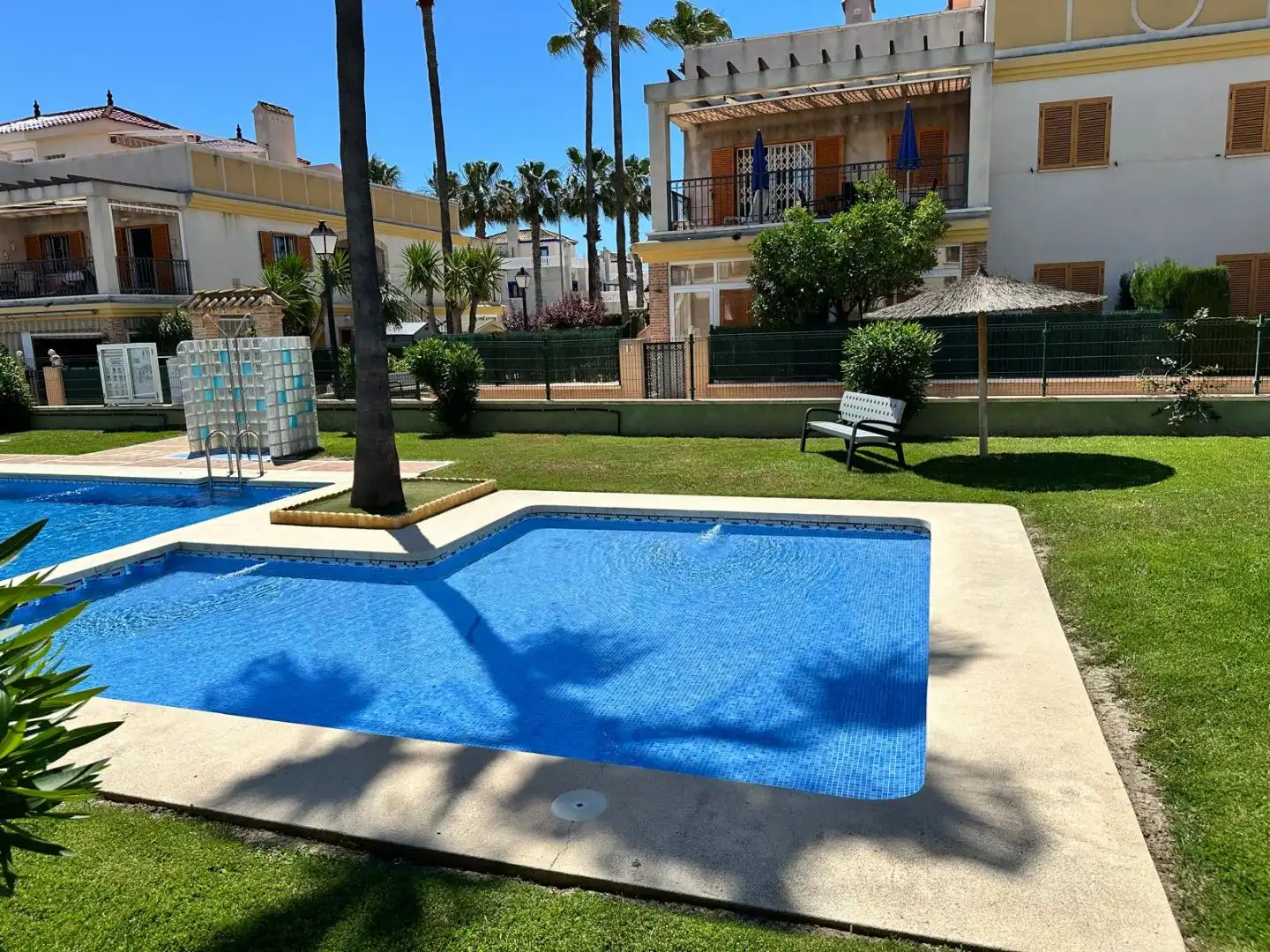 Planta baja en  Avenida Diputación Provincial 1 - Foto 42