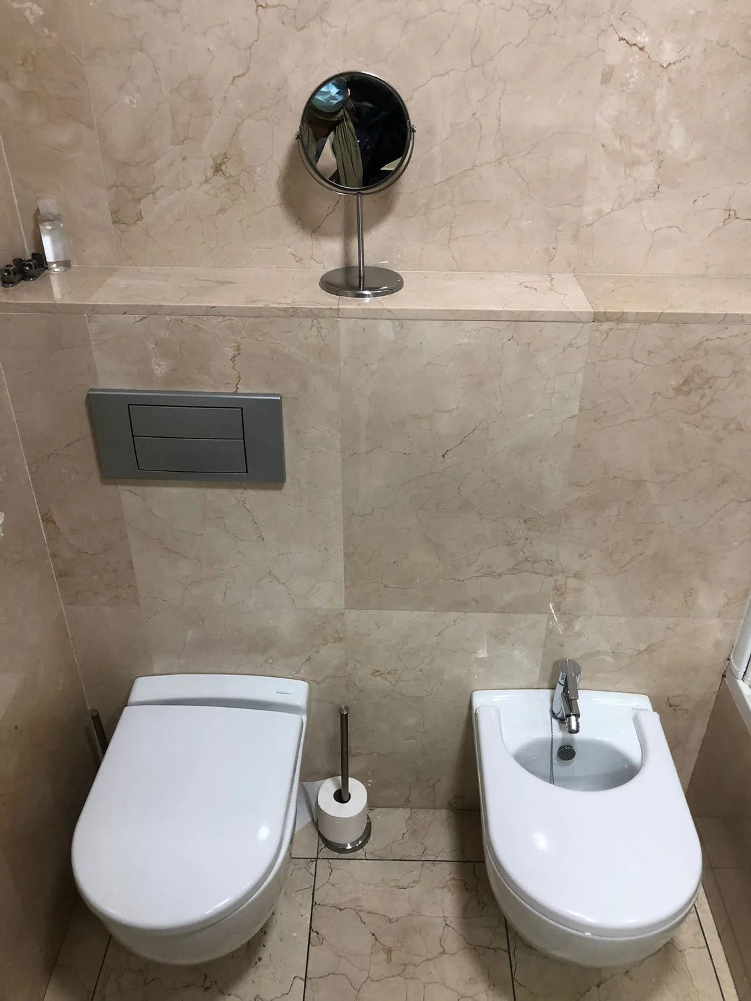 Piso en calle de Guzmán el Bueno, 45 - Foto 17