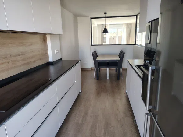 Chalet adosado en Primera Fase - Nuevo Tres Cantos - Foto 10