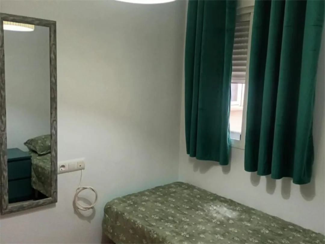 Piso en  Calle Santas Flora y María 18 - Foto 17