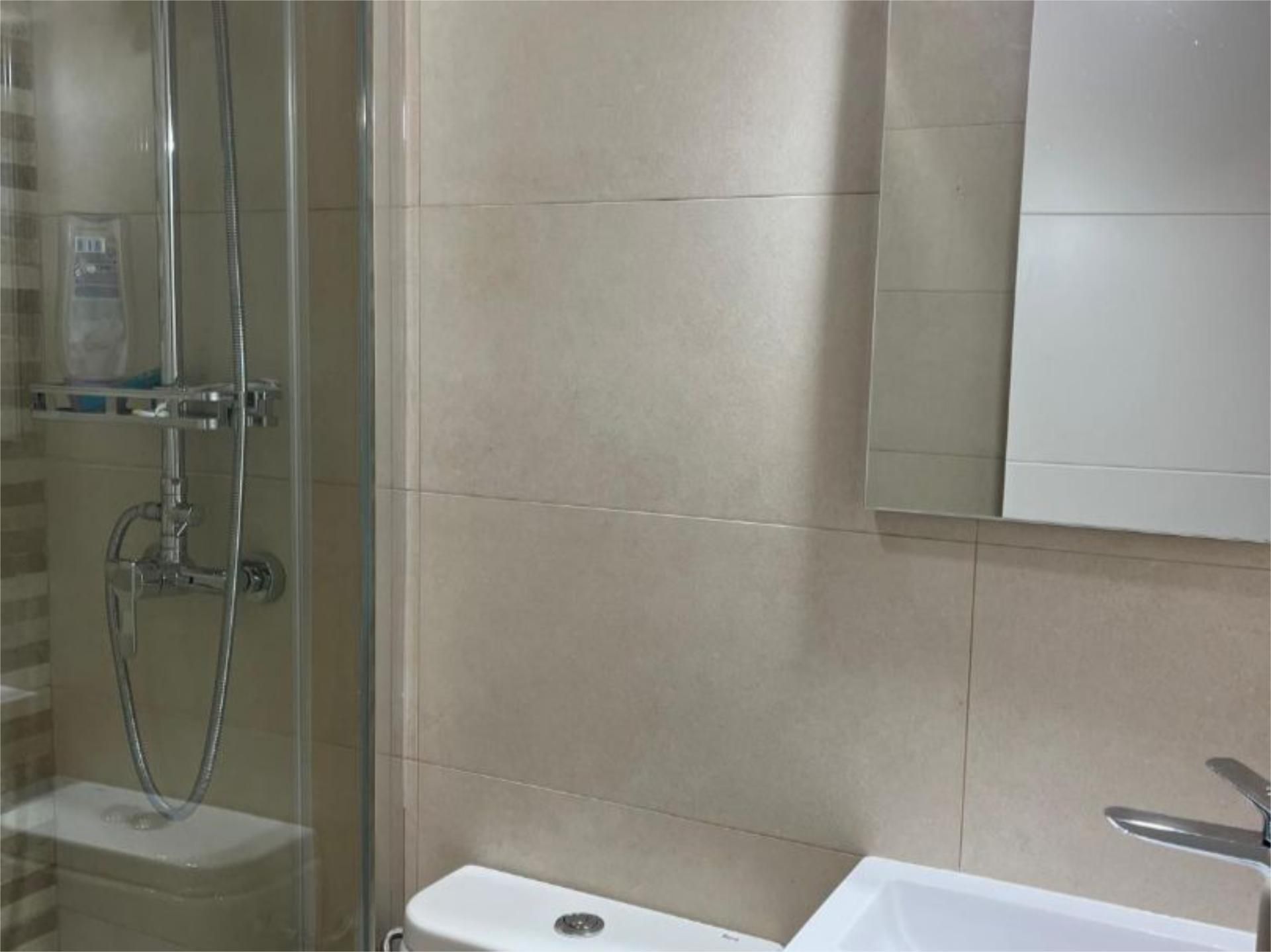 Piso en  Carrer Nou de la Rambla 93 - Foto 3