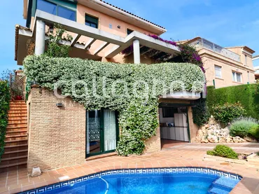Chalet en Godella - Foto 1