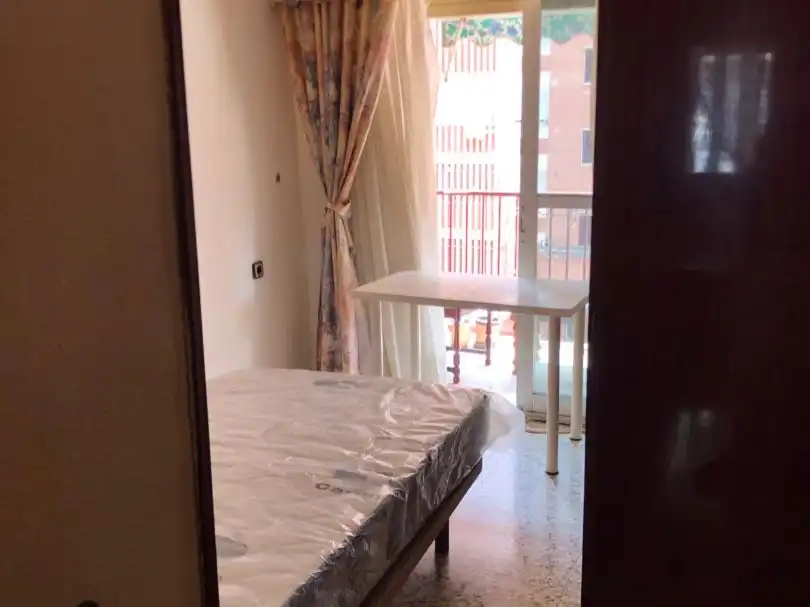 Piso en  Calle Melilla 6 - Foto 5