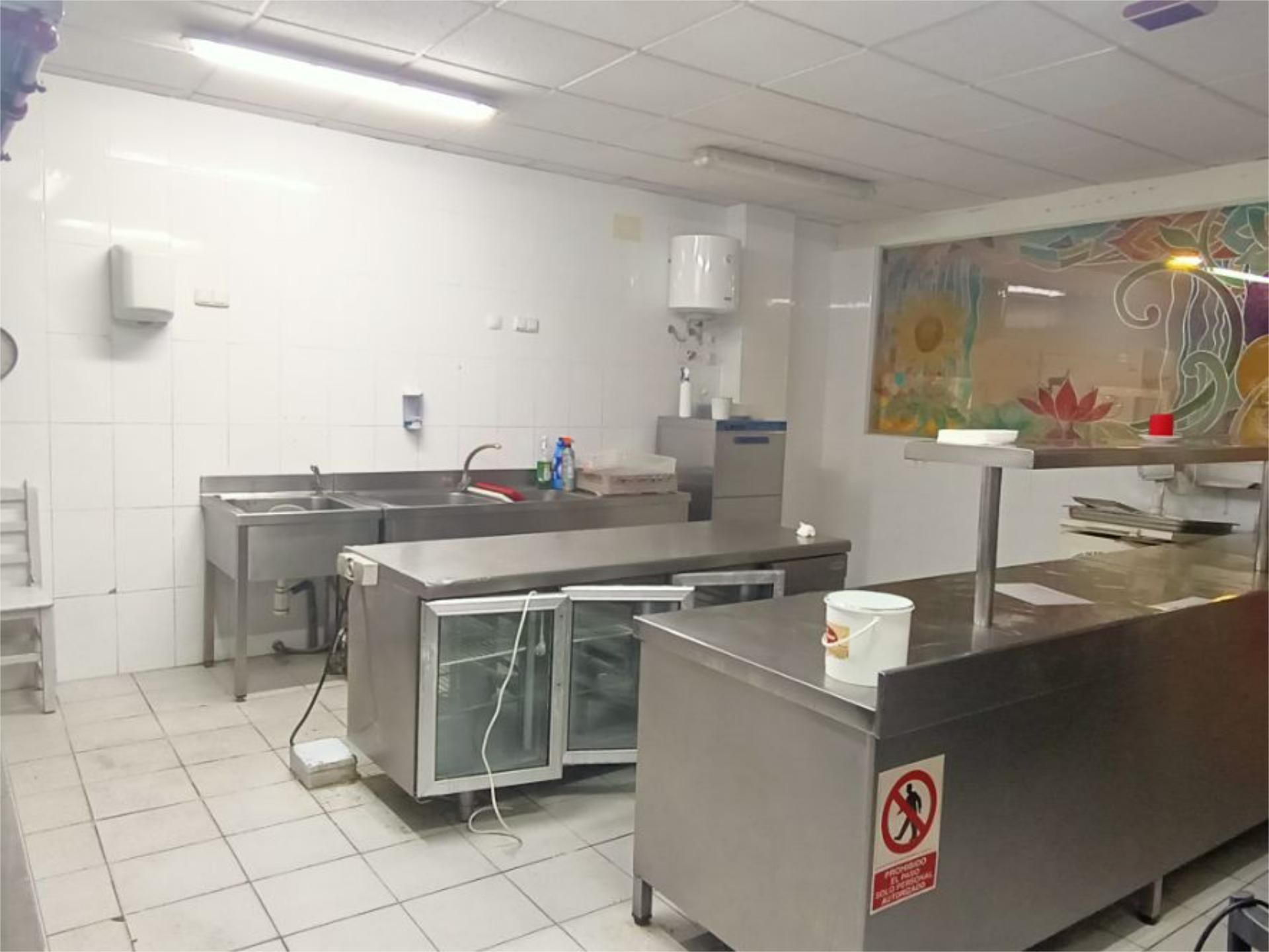 Piso en  Carrer Arquitecto Guardiola 18 - Foto 4