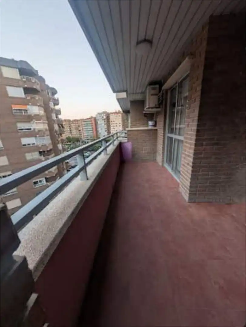 Piso en Cesareo Alierta - Foto 9