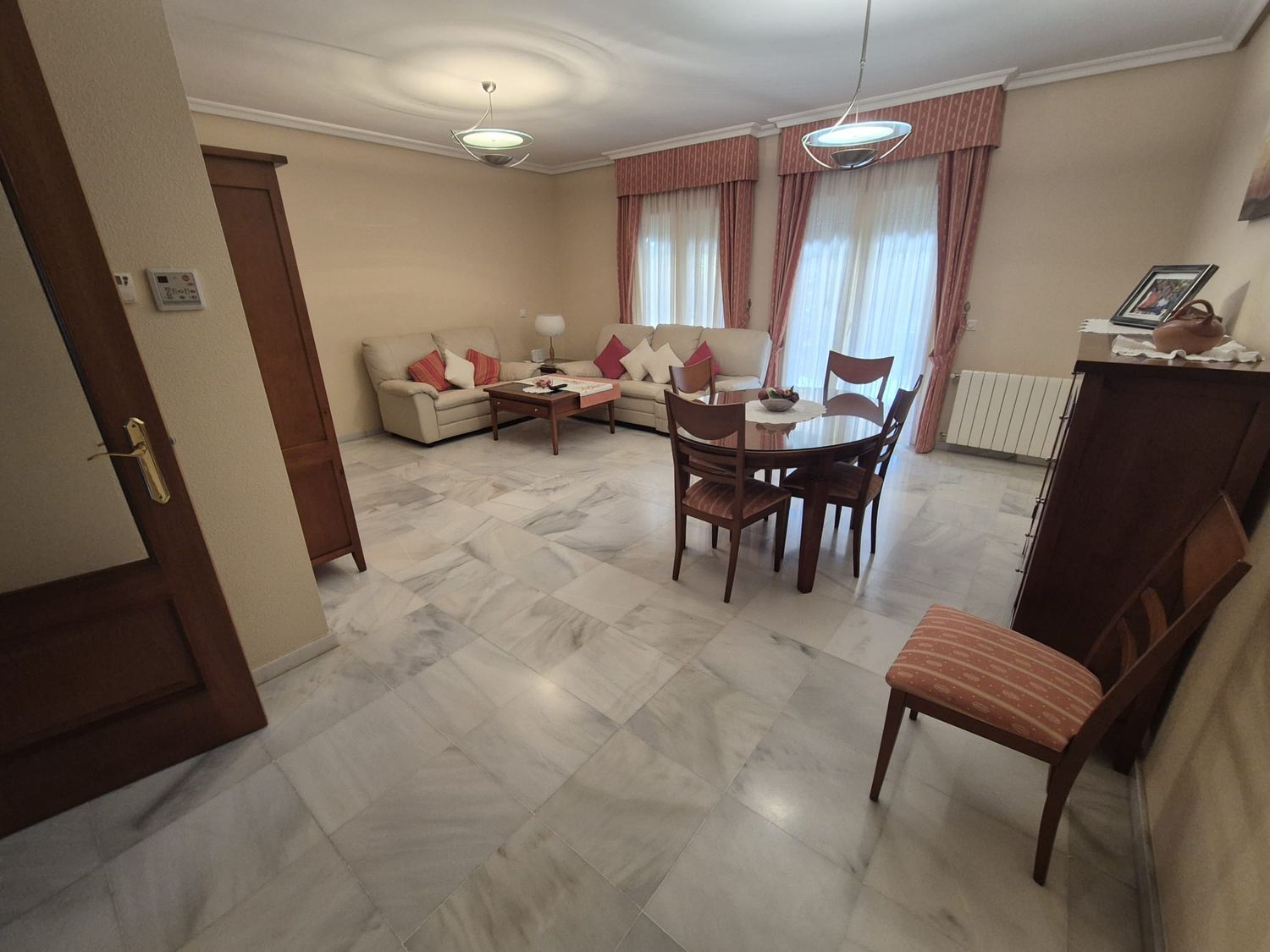 Chalet adosado en Calle Miguel Gómez Aguado, 19 - Foto 4